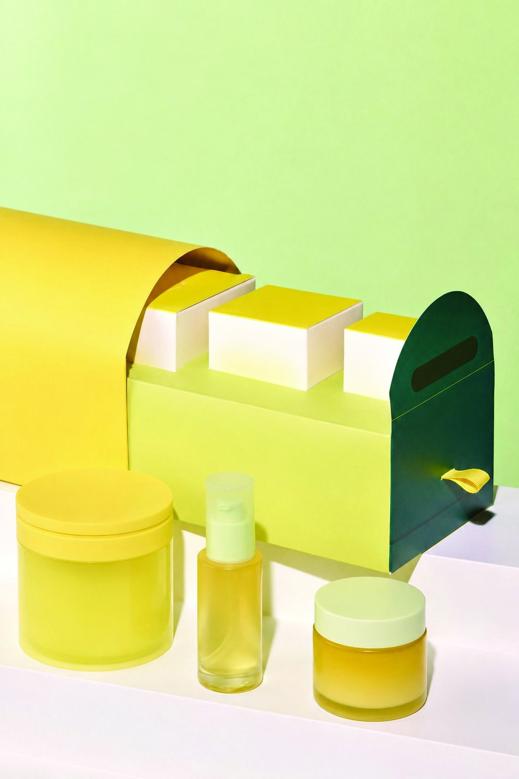 Custom PR kit format — concept-to-keepsake gift kit packaging